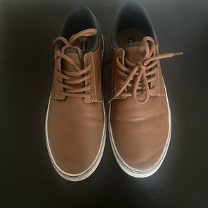 Men’s casual shoes